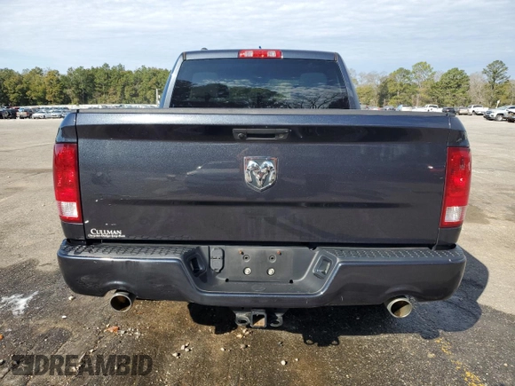 2018 Ram 1500 Express z VIN 1C6RR6KT8JS139605, wystawiony jako Copart lot #47211965 z przebiegiem 79 611 mil mil oraz Szkoda całkowita • Salvage title. Historia ofert i sprzedaży dostępna na DreamBid. Obrazek 6.