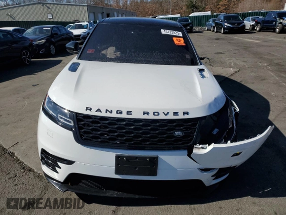 2020 Land Rover Range Rover Velar R-Dynamic S z VIN SALYK2FV3LA272299, wystawiony jako Copart lot #46223925 z przebiegiem 49 587 mil mil oraz Szkoda całkowita • Salvage title. Historia ofert i sprzedaży dostępna na DreamBid. Obrazek 5.