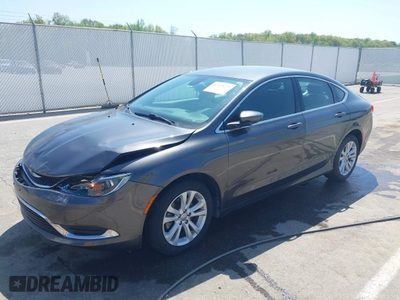 2015 Chrysler 200 Limited z VIN 1C3CCCAB2FN569986, wystawiony jako IAAI lot #42129729 z przebiegiem 100 794 mil mil oraz . Historia ofert i sprzedaży dostępna na DreamBid. Obrazek 17.