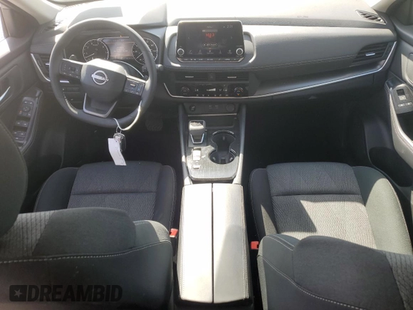 2025 Nissan Rogue SV with VIN 5N1BT3BA4SC808162, listed as a Copart auction lot 54365295 with 2,708 mi miles and Clean Title. Bid and sale history available at DreamBid. Image 8.