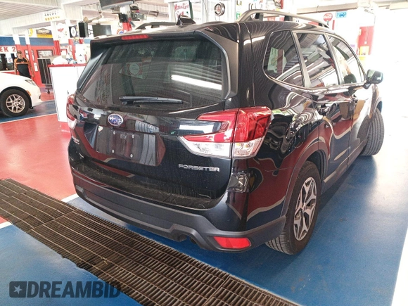 2023 Subaru Forester Premium z VIN JF2SKAEC1PH477884, wystawiony jako IAAI lot #42794098 z przebiegiem 70 520 mil mil oraz . Historia ofert i sprzedaży dostępna na DreamBid. Obrazek 27.