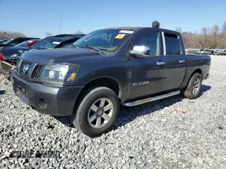 2005 Nissan Titan SE with VIN 1N6AA07A45N509323, listed as a Copart auction lot 43031055 with 383,377 mi miles and Clean Title. Bid and sale history available at carsss.com. Image 1.