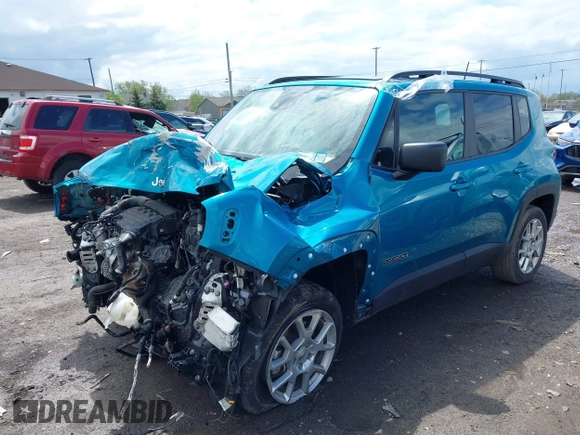 2022 Jeep Renegade Latitude with VIN ZACNJDB1XNPN66679, listed as a IAAI auction lot 42195768 with 31,272 mi miles and . Bid and sale history available at DreamBid. Image 2.