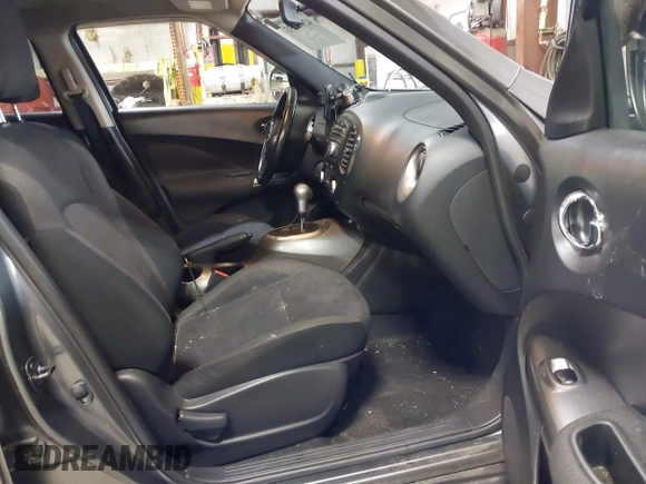 2011 Nissan Juke SL with VIN JN8AF5MV1BT028708, listed as a IAAI auction lot 42001833 with 167,580 mi miles. Bid and sale history available at carsss.com. Image 5.