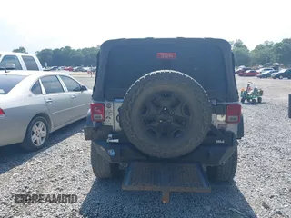 2015 Jeep Wrangler Freedom Edition with VIN 1C4AJWAG4FL589769, listed as a IAAI auction lot 42704488 with 194,414 mi miles and . Bid and sale history available at DreamBid. Image 16.