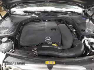 2021 Mercedes-Benz C 300 z VIN W1KWF8EBXMR637714, wystawiony jako IAAI lot #41346253 z przebiegiem 45 382 mil mil oraz . Historia ofert i sprzedaży dostępna na DreamBid. Obrazek 10.
