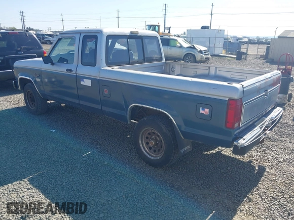 1988 Ford Ranger with VIN 1FTCR15T9JPC14361, listed as a IAAI auction lot 42030315 with 32,201 mi miles. Bid and sale history available at carsss.com. Image 3.
