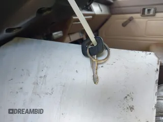 1987 Toyota Pickup с VIN JT5RN75U1G0009955, выставлен на аукционе IAAI как лот 42009064 с пробегом 120 221 миль миль и . История ставок и продаж доступна на DreamBid. Изображение 11.
