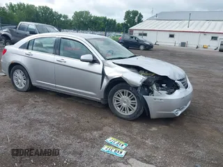 2008 Chrysler Sebring Touring с VIN 1C3LC56K78N297247, выставлен на аукционе IAAI как лот 42607327 с пробегом 212 753 миль миль и . История ставок и продаж доступна на DreamBid. Изображение 1.