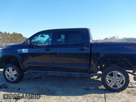 2013 Toyota Tundra с VIN 5TFDY5F15DX306843, выставлен на аукционе IAAI как лот 41586329 с пробегом 75 949 миль миль и . История ставок и продаж доступна на DreamBid. Изображение 15.