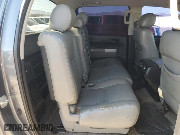 2008 Toyota Tundra z VIN 5TFDV54198X036873, wystawiony jako Copart lot #56321415 z przebiegiem 209 722 mil mil oraz Szkoda całkowita • Salvage title. Historia ofert i sprzedaży dostępna na DreamBid. Obrazek 11.