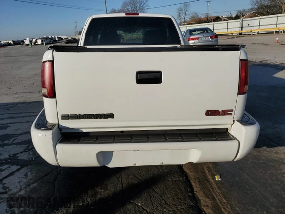 1999 GMC Sonoma SLS with VIN 1GTCS19X7X8517465, listed as a Copart auction lot 48478685 with 210,782 mi miles and Salvage Title. Bid and sale history available at carsss.com. Image 6.