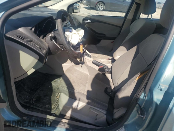 2012 Ford Focus SE with VIN 1FAHP3F29CL151372, listed as a Copart auction lot 46875825 with 183,108 mi miles and Salvage Title. Bid and sale history available at DreamBid. Image 7.