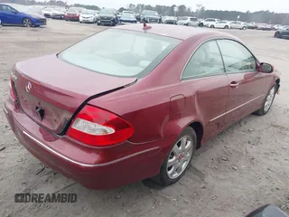 2008 Mercedes-Benz CLK 3.5L with VIN WDBTJ56H38F244866, listed as a IAAI auction lot 41796710 with 185,995 mi miles. Bid and sale history available at carsss.com. Image 4.