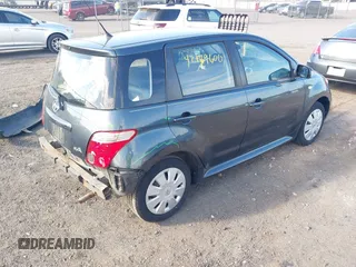 2006 Scion xA z VIN JTKKT624965007858, wystawiony jako IAAI lot #42179600 z przebiegiem 140 817 mil mil oraz . Historia ofert i sprzedaży dostępna na DreamBid. Obrazek 4.