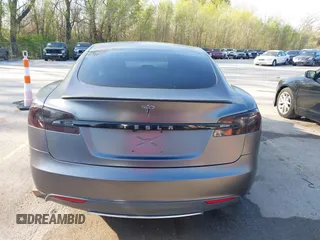 2016 Tesla Model S 90D with VIN 5YJSA1E43GF115310, listed as a IAAI auction lot 42002240 with 108,172 mi miles and . Bid and sale history available at DreamBid. Image 16.