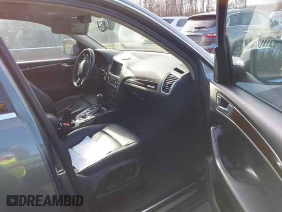 2012 Audi Q5 3.2L Premium Plus with VIN WA1DKAFP0CA022868, listed as a IAAI auction lot 41759336 with 139,088 mi miles. Bid and sale history available at carsss.com. Image 5.