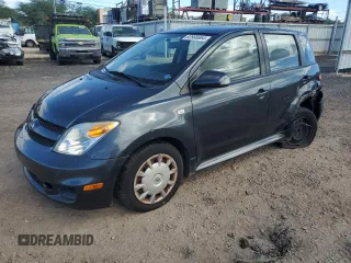 2006 Scion xA z VIN JTKKT604165003581, wystawiony jako Copart lot #82866664 z przebiegiem 98 201 mil mil oraz Szkoda całkowita • Salvage title. Historia ofert i sprzedaży dostępna na DreamBid. Obrazek 1.