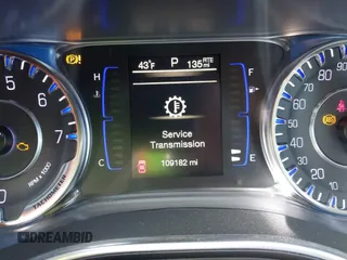 2016 Chrysler 200 Limited with VIN 1C3CCCAB1GN122910, listed as a IAAI auction lot 41836657 with 109,182 mi miles. Bid and sale history available at carsss.com. Image 15.