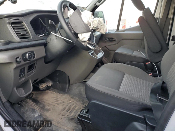 2024 Ford Transit Cargo with VIN 1FTBW3U86RKB32433, listed as a Copart auction lot 85781534 with 15,889 mi miles and Salvage Title. Bid and sale history available at DreamBid. Image 7.
