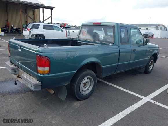 1996 Ford Ranger XL with VIN 1FTCR14A3TPA04986, listed as a IAAI auction lot 41928315 with 228,120 mi miles. Bid and sale history available at carsss.com. Image 4.