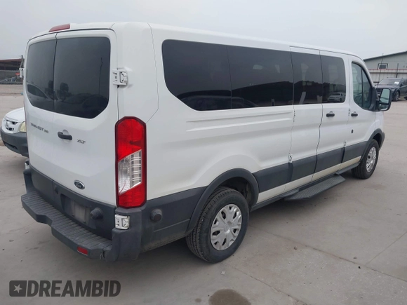 2017 Ford Transit XL с VIN 1FBZX2ZM2HKB13862, выставлен на аукционе IAAI как лот 42248396 с пробегом 160 798 миль миль и . История ставок и продаж доступна на DreamBid. Изображение 4.