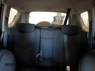 2011 Toyota RAV4 Sport z VIN 2T3RF4DV5BW117557, wystawiony jako Copart lot #42638765 z przebiegiem 148 095 mil mil oraz Szkoda całkowita • Salvage title. Historia ofert i sprzedaży dostępna na DreamBid. Obrazek 10.