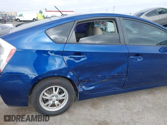 2010 Toyota Prius Four with VIN JTDKN3DU0A1301985, listed as a IAAI auction lot 42217421 with 198,940 mi miles and . Bid and sale history available at DreamBid. Image 6.