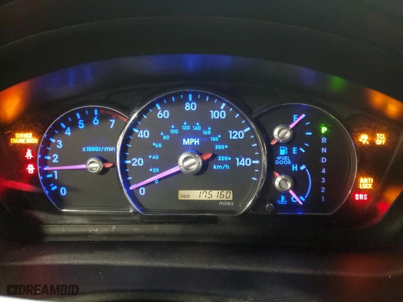 2011 Mitsubishi Endeavor LS with VIN 4A4JN2AS9BE031876, listed as a Copart auction lot 44925775 with 175,160 mi miles and Salvage Title. Bid and sale history available at carsss.com. Image 9.