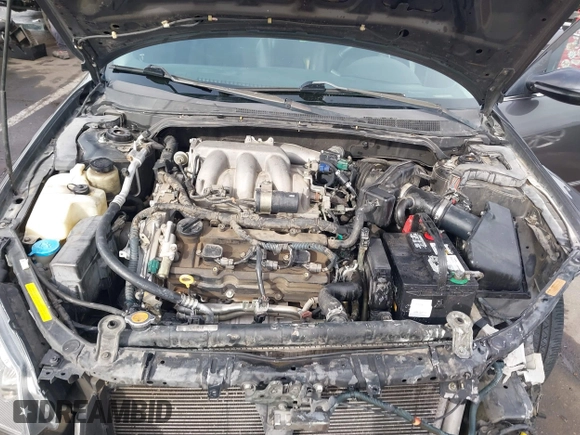 2005 Nissan Altima 3.5 SE with VIN 1N4BL11D75N478987, listed as a IAAI auction lot 41129015 with 123,746 mi miles. Bid and sale history available at carsss.com. Image 10.