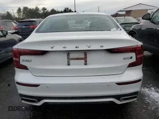 2022 Volvo S60 Momentum with VIN 7JRL12TZ6NG174137, listed as a Copart auction lot 41787794 with 3,496 mi miles. Bid and sale history available at carsss.com. Image 6.