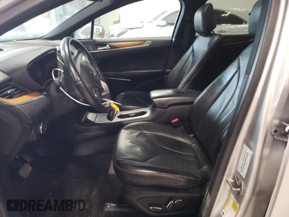 2019 Lincoln MKC Reserve with VIN 5LMCJ3D93KUL22446, listed as a Copart auction lot 86144824 with 64,269 mi miles and Salvage Title. Bid and sale history available at DreamBid. Image 7.