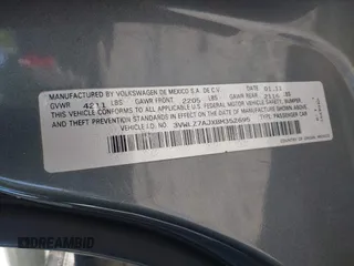 2011 Volkswagen Jetta SEL with VIN 3VWLZ7AJXBM352695, listed as a IAAI auction lot 42325497 with 166,864 mi miles and . Bid and sale history available at DreamBid. Image 9.