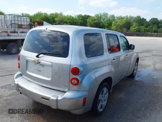 2008 Chevrolet HHR LS with VIN 3GNDA13D28S525379, listed as a IAAI auction lot 41981176 with 205,072 mi miles. Bid and sale history available at carsss.com. Image 4.