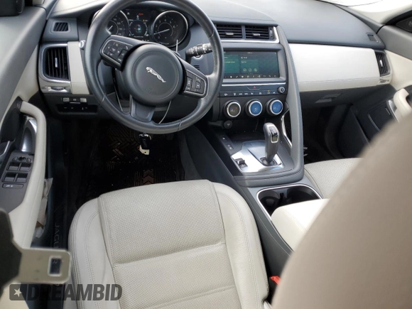 2020 Jaguar E-Pace z VIN SADFK2FX4L1005872, wystawiony jako Copart lot #44300465 z przebiegiem 52 262 mil mil oraz Szkoda całkowita • Salvage title. Historia ofert i sprzedaży dostępna na DreamBid. Obrazek 8.