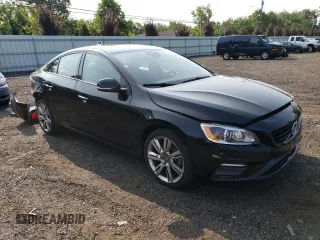 2017 Volvo S60 Dynamic with VIN YV126MFL2H2431367, listed as a Copart auction lot 61649853 with 80,635 mi miles. Bid and sale history available at carsss.com. Image 4.