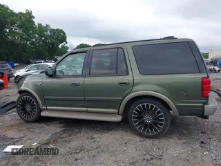 2001 Ford Expedition Eddie Bauer with VIN 1FMRU17LX1LB27819, listed as a IAAI auction lot 42378797 with 283,609 mi miles and . Bid and sale history available at DreamBid. Image 14.