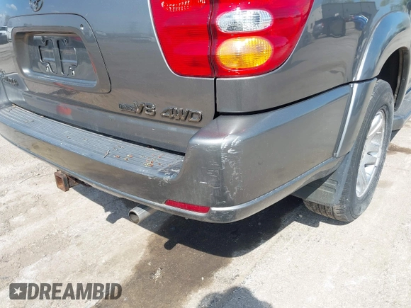 2003 Toyota Sequoia Limited with VIN 5TDBT48AX3S163180, listed as a IAAI auction lot 42129050 with 125,086 mi miles and . Bid and sale history available at DreamBid. Image 6.