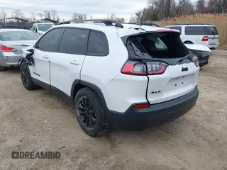 2023 Jeep Cherokee Altitude Lux z VIN 1C4PJMMB9PD101541, wystawiony jako IAAI lot #41904235 z przebiegiem 16 690 mil mil oraz . Historia ofert i sprzedaży dostępna na DreamBid. Obrazek 3.