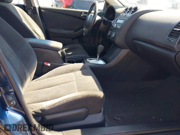 2010 Nissan Altima 2.5 S with VIN 1N4AL2AP7AN469390, listed as a IAAI auction lot 41993518 with 125,690 mi miles. Bid and sale history available at carsss.com. Image 5.