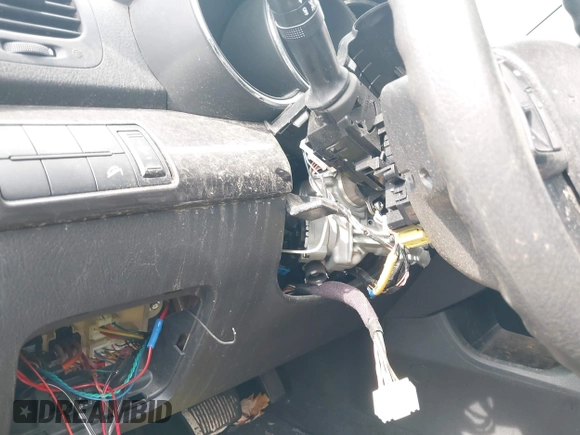 2013 Kia Sorento LX с VIN 5XYKT4A14DG338676, выставлен на аукционе IAAI как лот 42795915 с пробегом 138 457 миль миль и . История ставок и продаж доступна на DreamBid. Изображение 6.