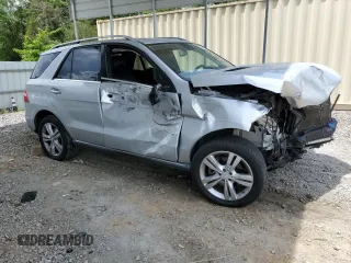 2015 Mercedes-Benz M 350 z VIN 4JGDA5HB2FA449146, wystawiony jako Copart lot #55599325 z przebiegiem 109 352 mil mil oraz Szkoda całkowita • Salvage title. Historia ofert i sprzedaży dostępna na DreamBid. Obrazek 4.