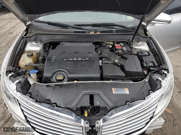 2013 Lincoln MKZ with VIN 3LN6L2GKXDR802206, listed as a Copart auction lot 84380584 with 225,470 mi miles and Salvage Title. Bid and sale history available at carsss.com. Image 12.