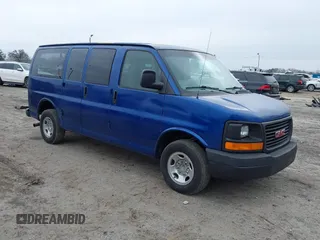 2007 Chevrolet Express Passenger z VIN 1GAGG25V371188133, wystawiony jako IAAI lot #41376264 z przebiegiem 157 211 mil mil oraz . Historia ofert i sprzedaży dostępna na DreamBid. Obrazek 1.