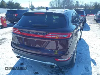 2017 Lincoln MKC Reserve with VIN 5LMCJ3D97HUL70539, listed as a IAAI auction lot 41613759 with 125,547 mi miles and . Bid and sale history available at DreamBid. Image 4.
