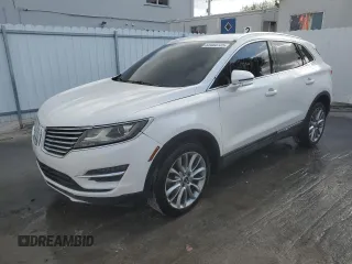 2017 Lincoln MKC Reserve z VIN 5LMCJ3C93HUL09318, wystawiony jako Copart lot #53460725 z przebiegiem 96 692 mil mil oraz Czysty tytuł • Clean title. Historia ofert i sprzedaży dostępna na DreamBid. Obrazek 1.