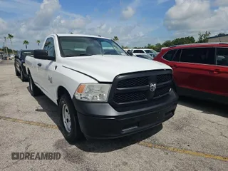 2023 Ram 1500 Tradesman z VIN 3C6JR6DG6PG541121, wystawiony jako IAAI lot #42516901 z przebiegiem 55 607 mil mil oraz . Historia ofert i sprzedaży dostępna na DreamBid. Obrazek 21.