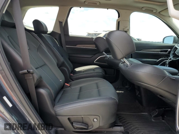 2021 Kia Telluride EX with VIN 5XYP34HCXMG181314, listed as a Copart auction lot 56170945 with 81,425 mi miles and Non repairable. Bid and sale history available at DreamBid. Image 11.