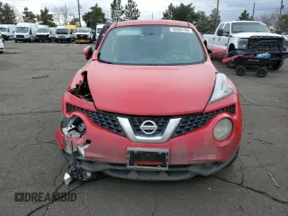 2015 Nissan Juke SL z VIN JN8AF5MV4FT552408, wystawiony jako Copart lot #45584165 z przebiegiem 90 289 mil mil oraz Szkody całkowita. Historia ofert i sprzedaży dostępna na DreamBid. Obrazek 5.