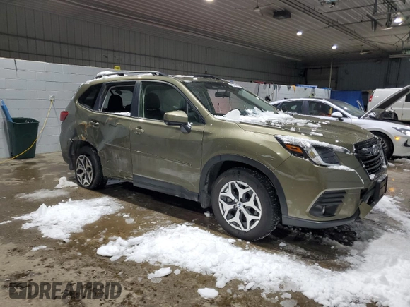 2024 Subaru Forester Premium with VIN JF2SKADC0RH479789, listed as a Copart auction lot 42912475 with 9,979 mi miles and Salvage title. Bid and sale history available at DreamBid. Image 4.
